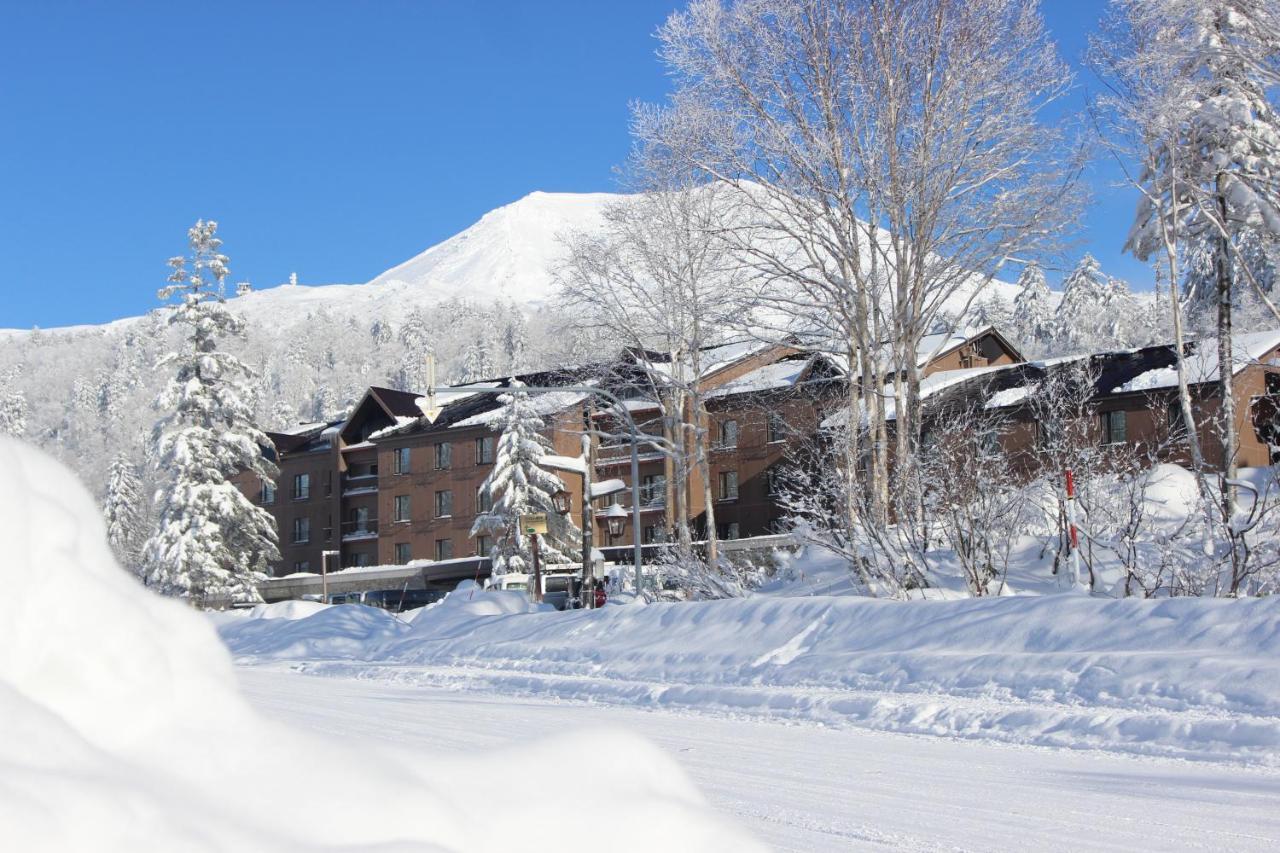 Higashikawa Asahidake Onsen Hotel Bear Monte מראה חיצוני תמונה