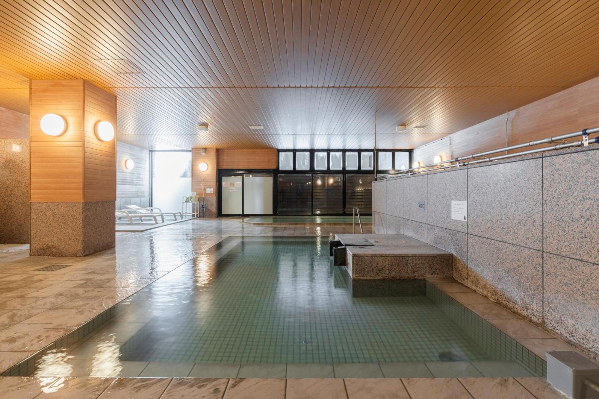 Higashikawa Asahidake Onsen Hotel Bear Monte מראה חיצוני תמונה