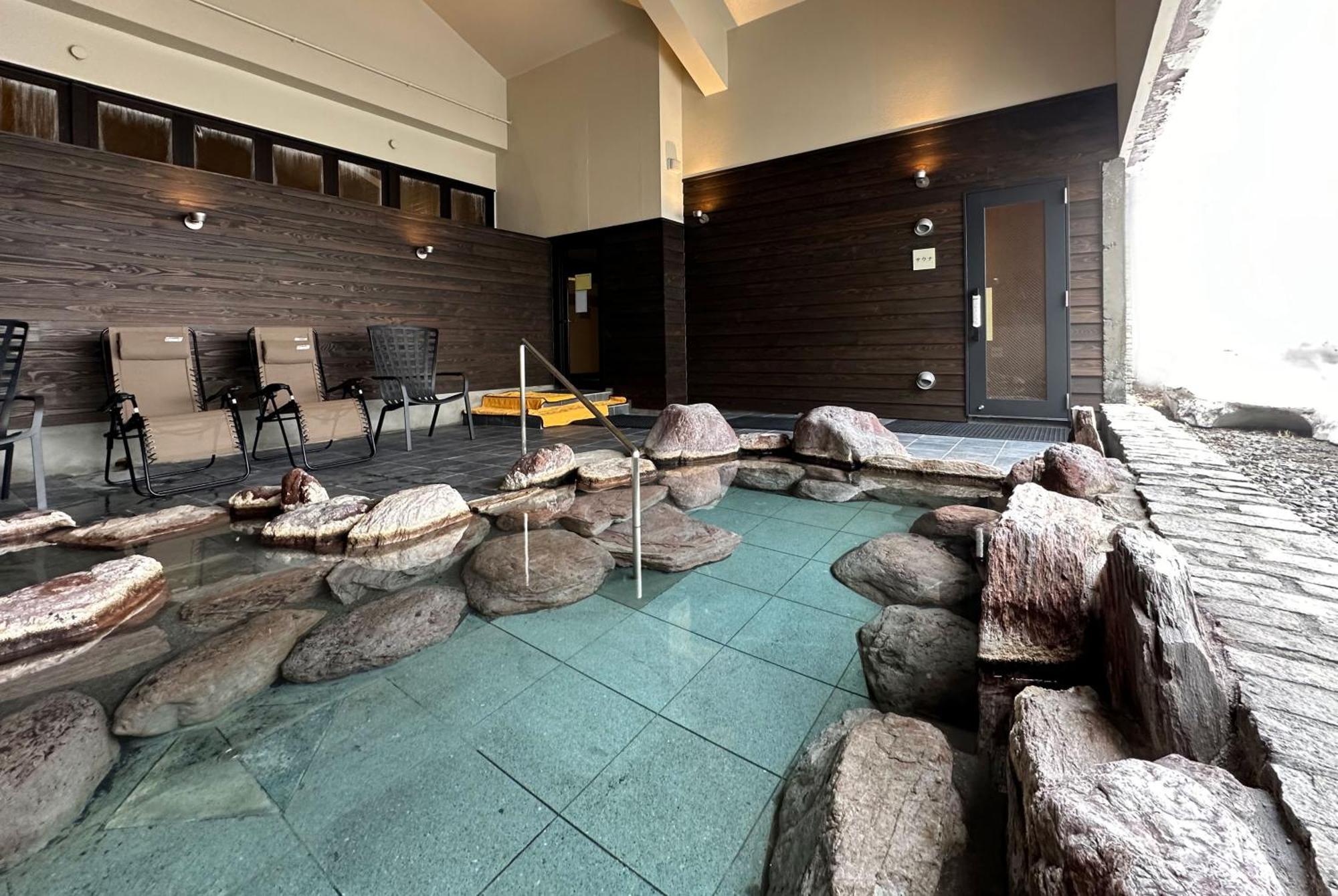 Higashikawa Asahidake Onsen Hotel Bear Monte מראה חיצוני תמונה